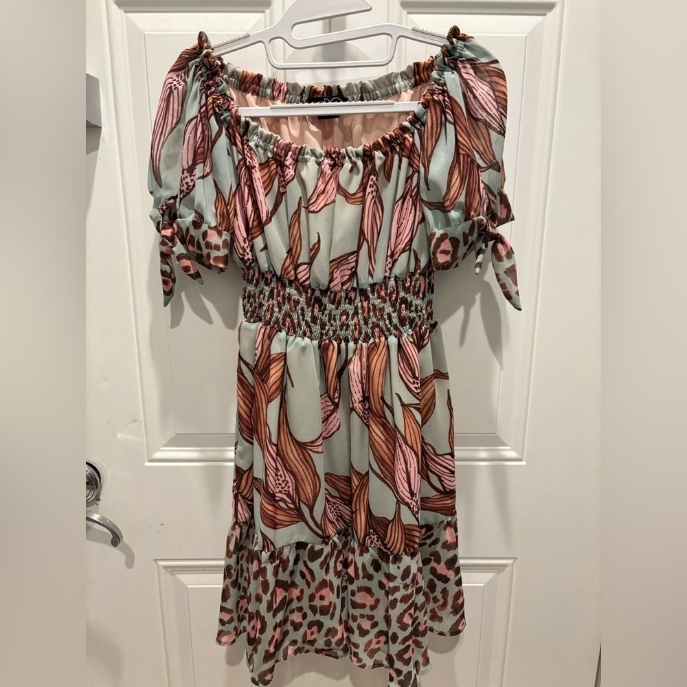 Gorgeous PATBO Printed Peace Lily Off The Shoulder Dress Size M